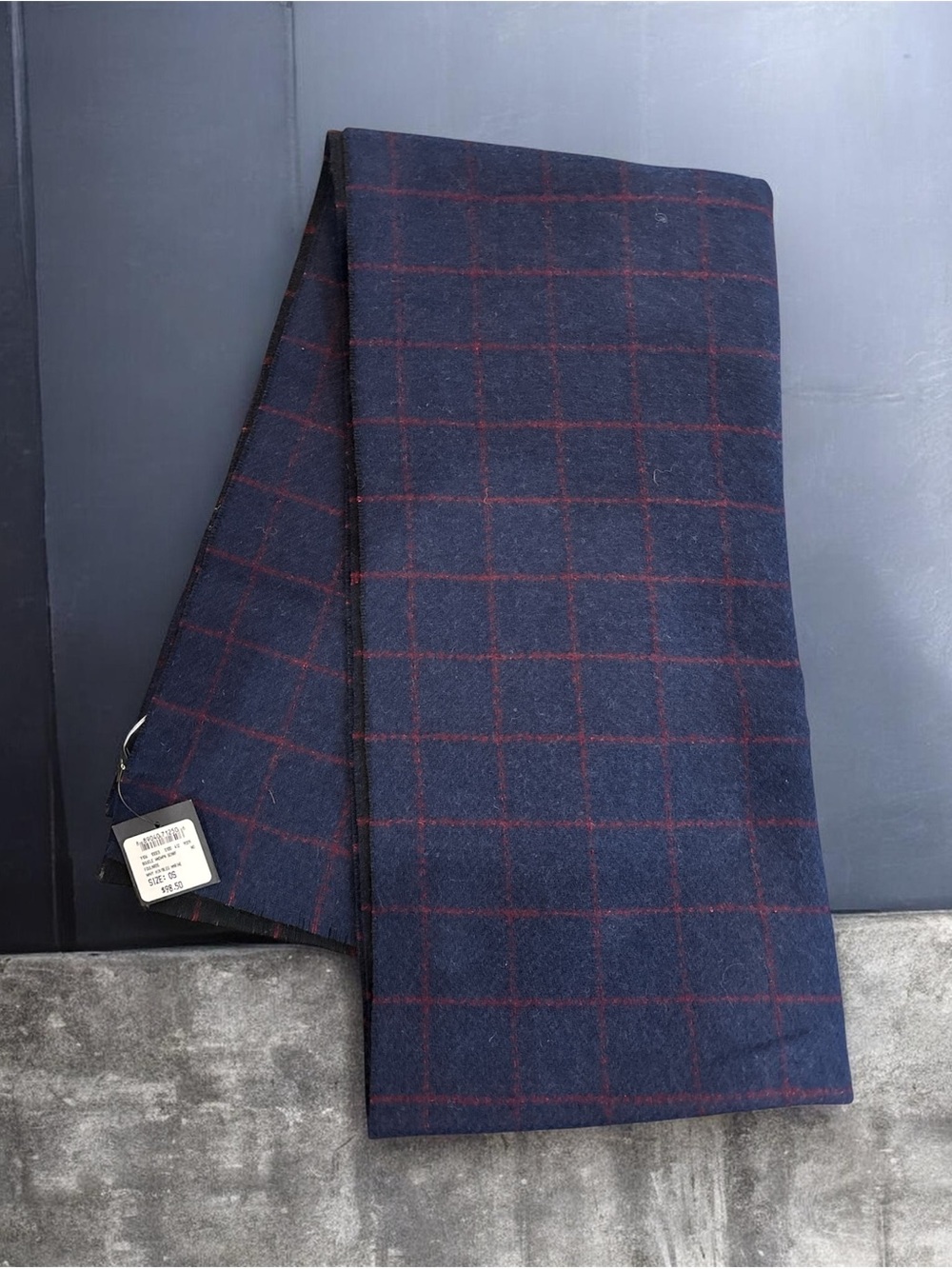 Club Monaco double-faced bouclé wool scarf Navy/Bleu with Burgundy strip- unisex
